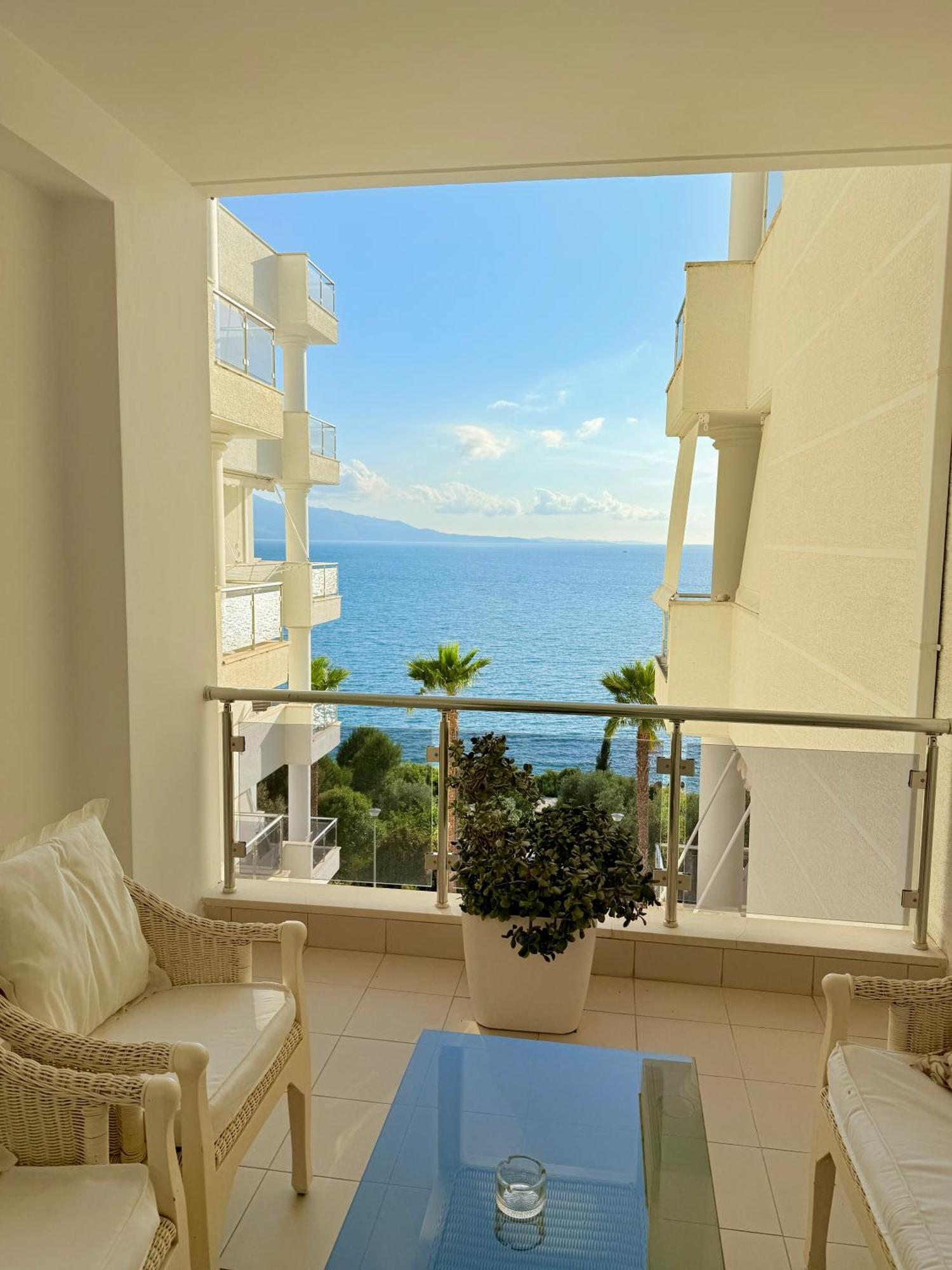 Limani Deluxe Apartments Saranda Extérieur photo