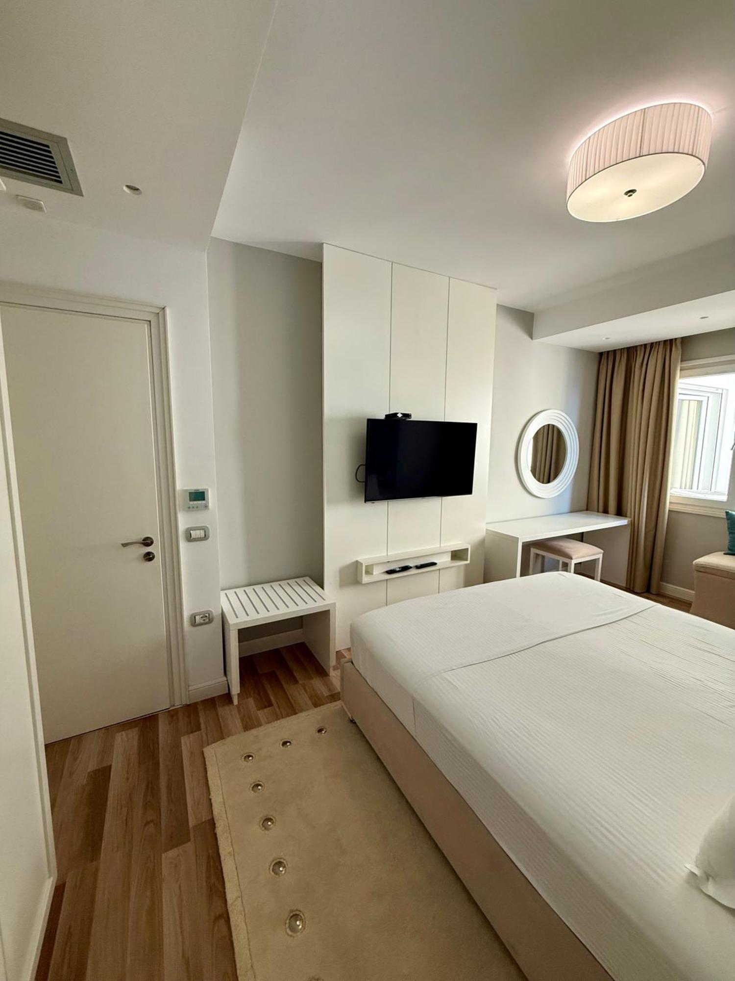 Limani Deluxe Apartments Saranda Extérieur photo