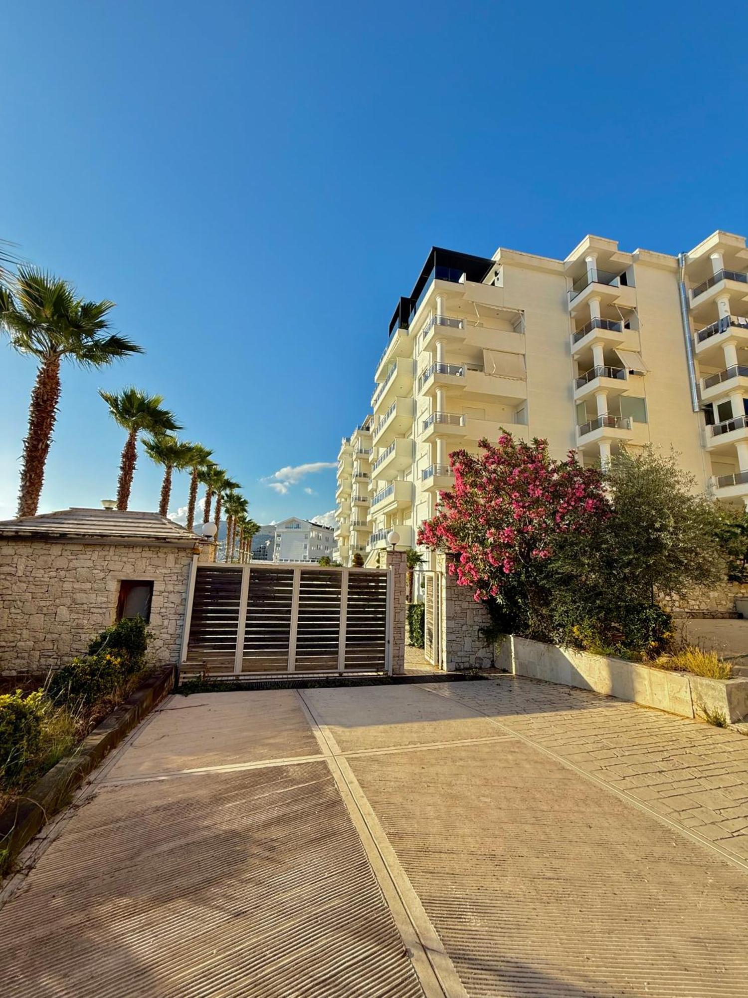 Limani Deluxe Apartments Saranda Extérieur photo